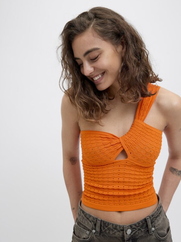 ONE SHOULDER KNIT TOP EYE